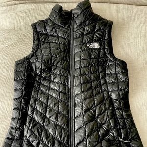 Nike vest - size S